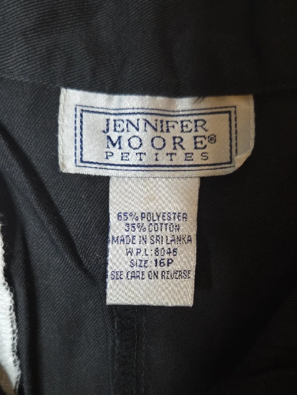 Jennifer Moore Black Women's Flat-Front Shorts‎